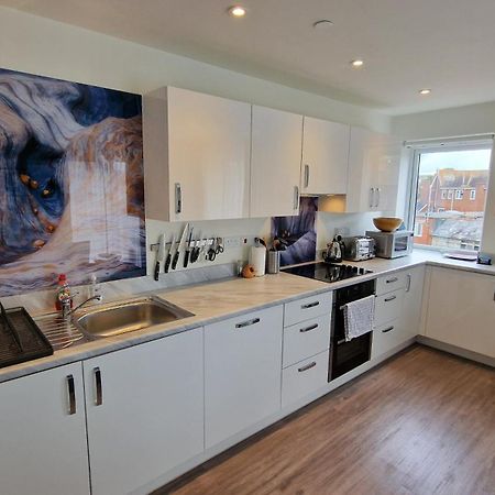 Number 10 Stunning Apartment, Fantastic Location! Exmouth Exterior photo